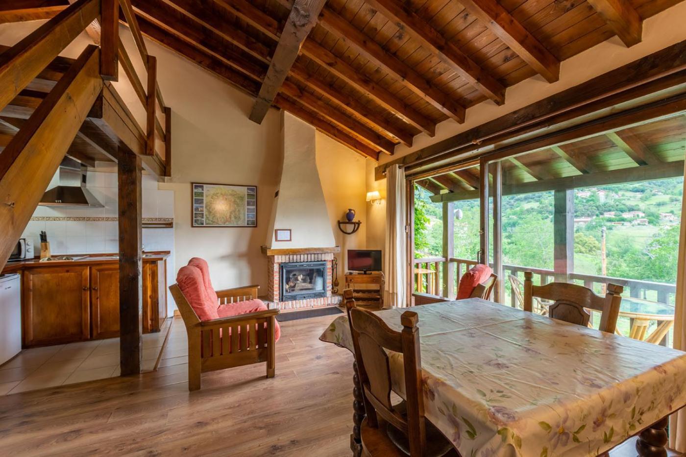 Apartamentos Rurales Los Picos De Redo Camaleño Eksteriør billede