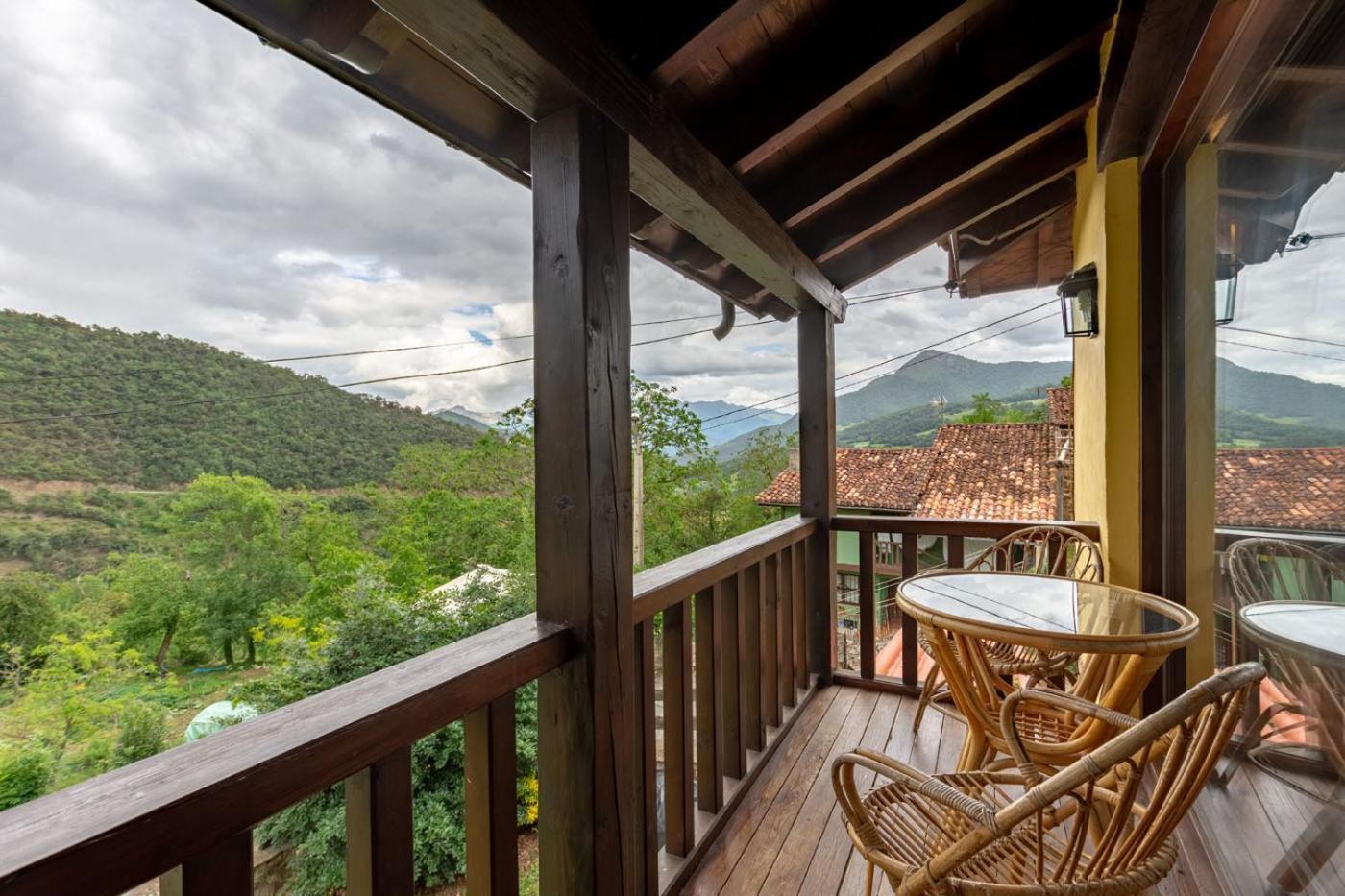 Apartamentos Rurales Los Picos De Redo Camaleño Eksteriør billede