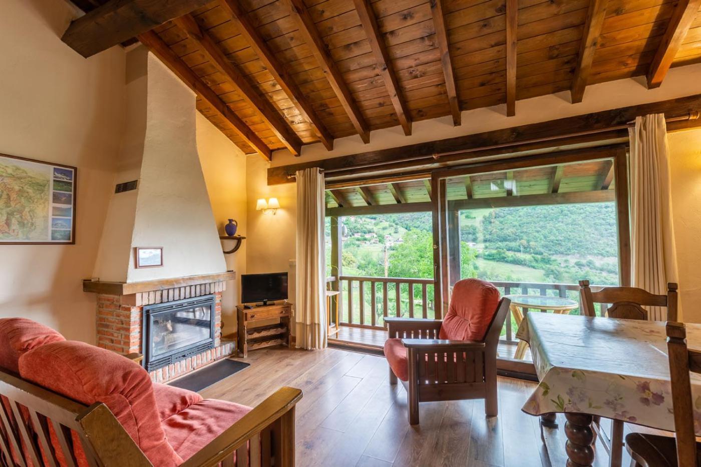 Apartamentos Rurales Los Picos De Redo Camaleño Eksteriør billede
