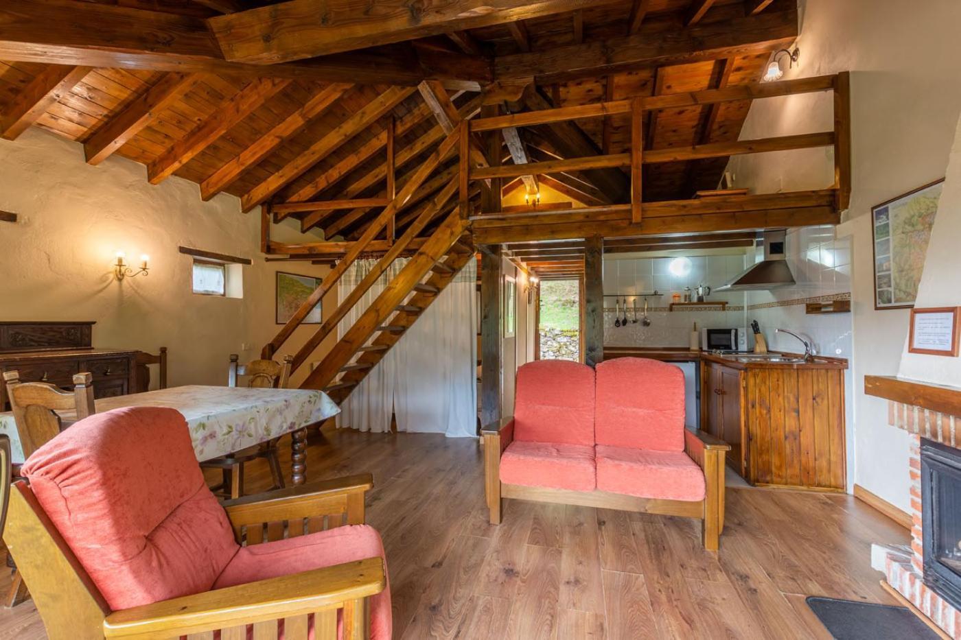 Apartamentos Rurales Los Picos De Redo Camaleño Eksteriør billede